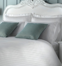 Richard Haworth - Image of Bed & Linens