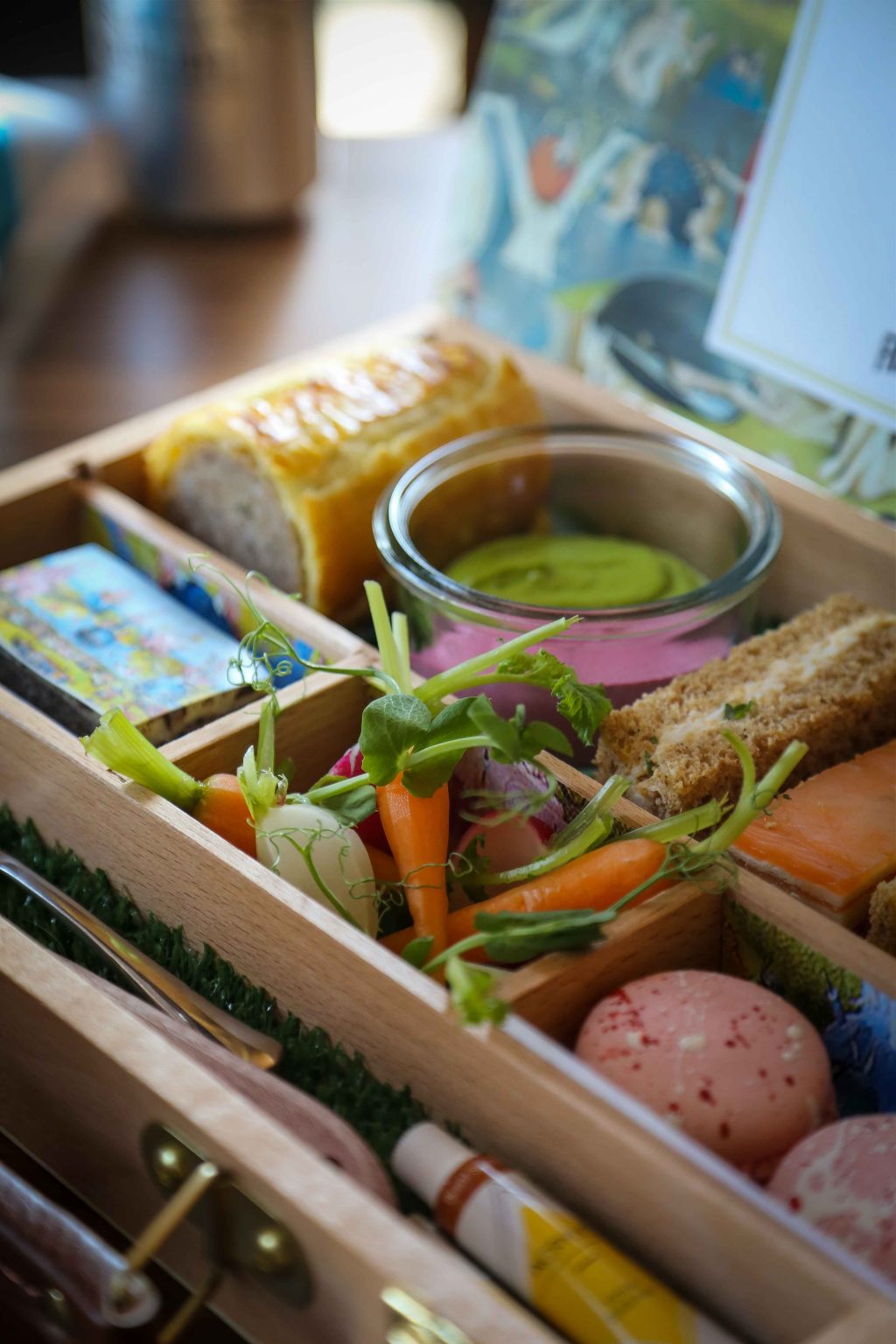 FRAMELESS LAUNCHES LONDON’S MOST INSTAGRAMABLE LUNCHBOX Luxury